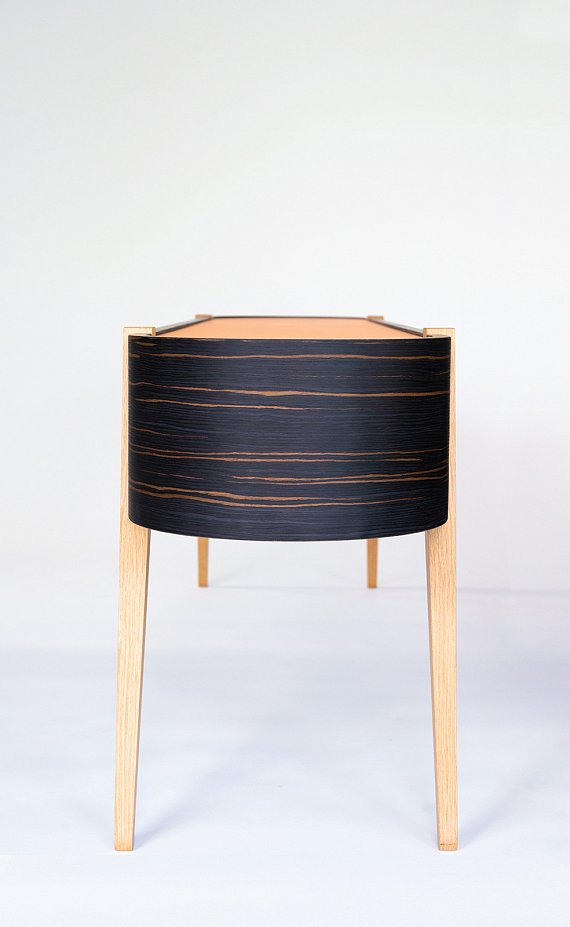 Enfilade contemporaine fabriquée par l'atelier de menuiserie Guillaume Bouvet.